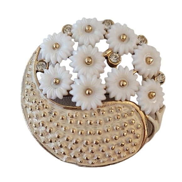 Gold Tone Basket of White Flowers Pin Brooch M600